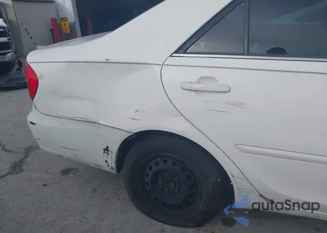 2003 Toyota Camry Le from USA, damaged, VIN 4T1BE32K53U132125